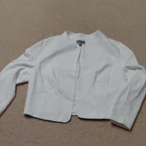 Chelsea28 White Blazer